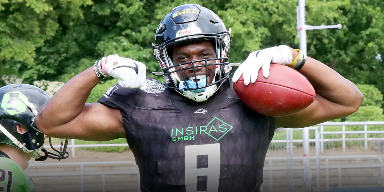 wolves-crittenden_00 wolves kolbi crittenden