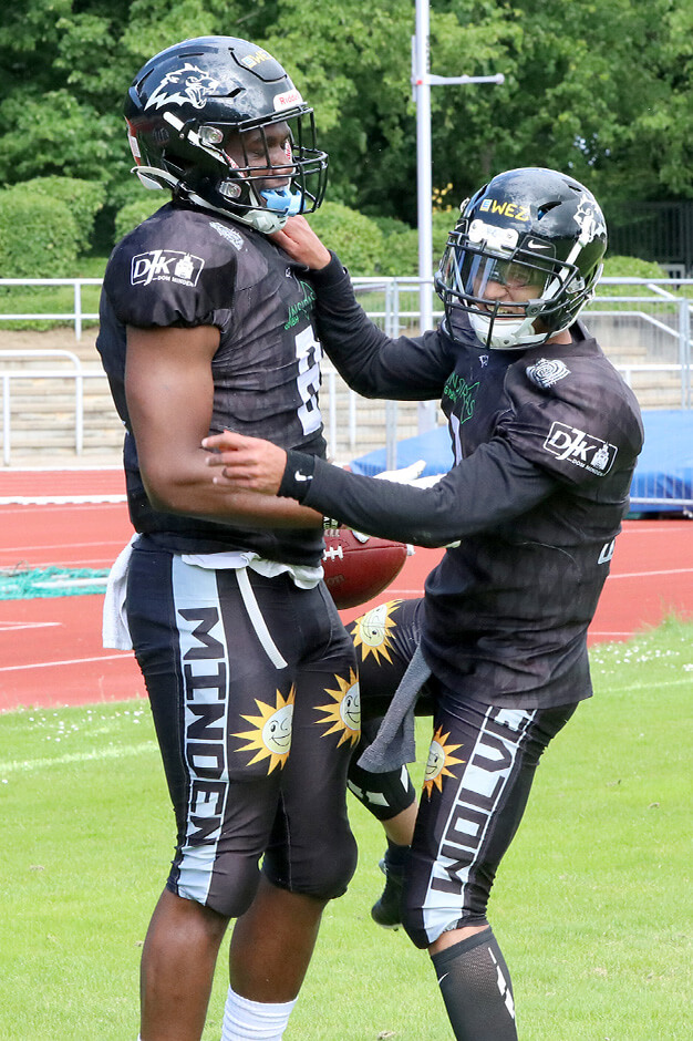 wolves-crittenden_03