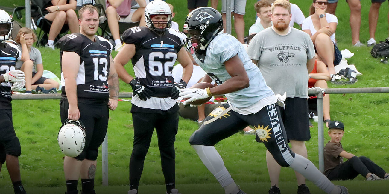 awaygame_wolves-wolfspack_00